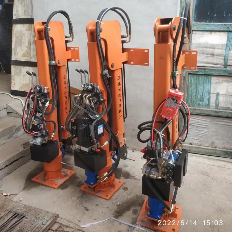 尼玛县重汽蓝牌随车吊 3.2吨 国六动力强 液压驱动 农用自卸起重机